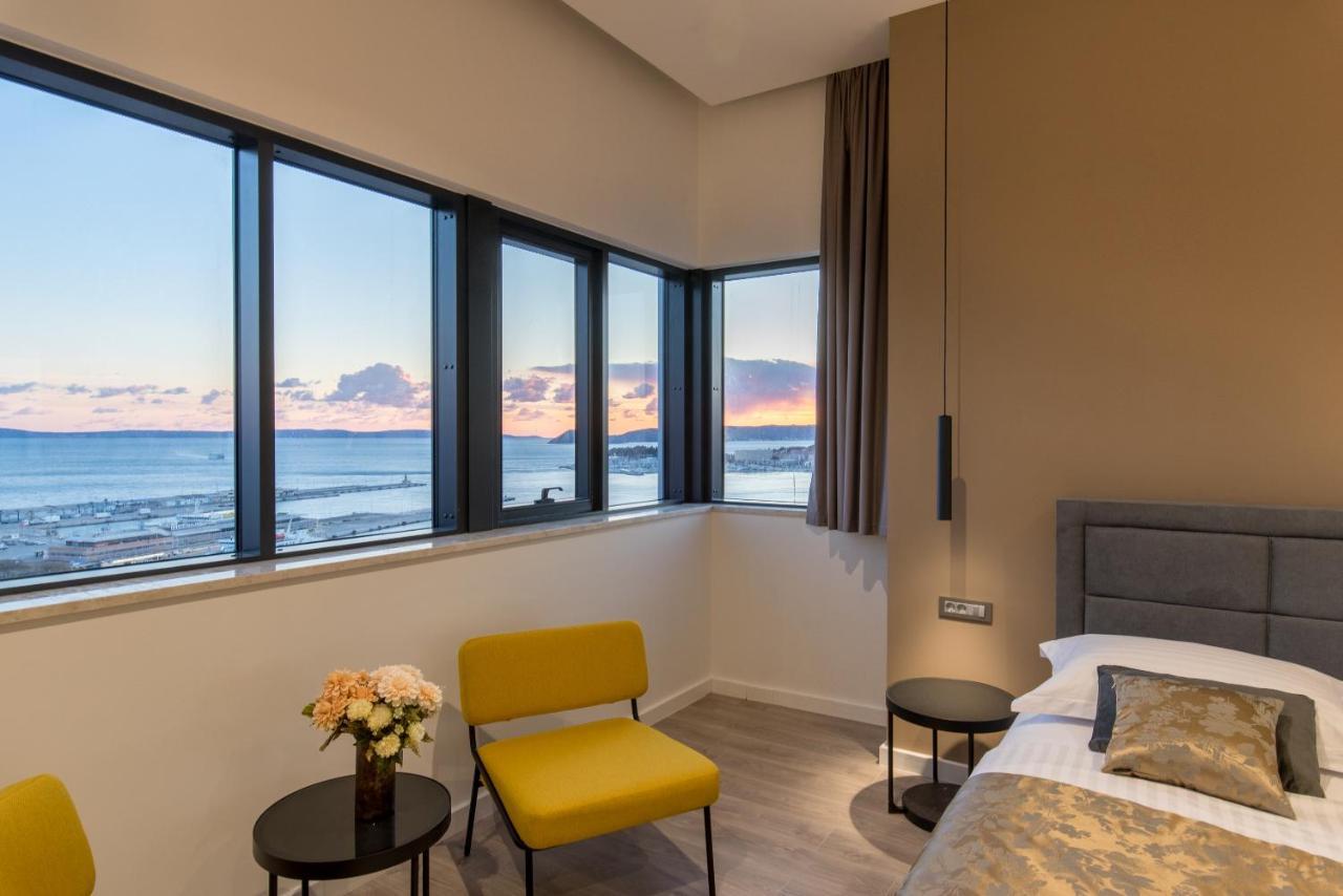 Seascape Luxury Rooms สปลิท ภายนอก รูปภาพ