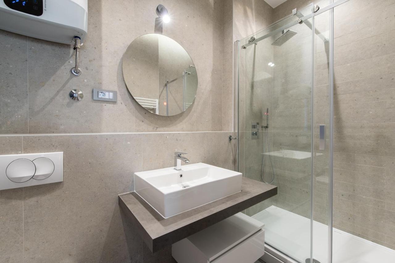 Seascape Luxury Rooms สปลิท ภายนอก รูปภาพ