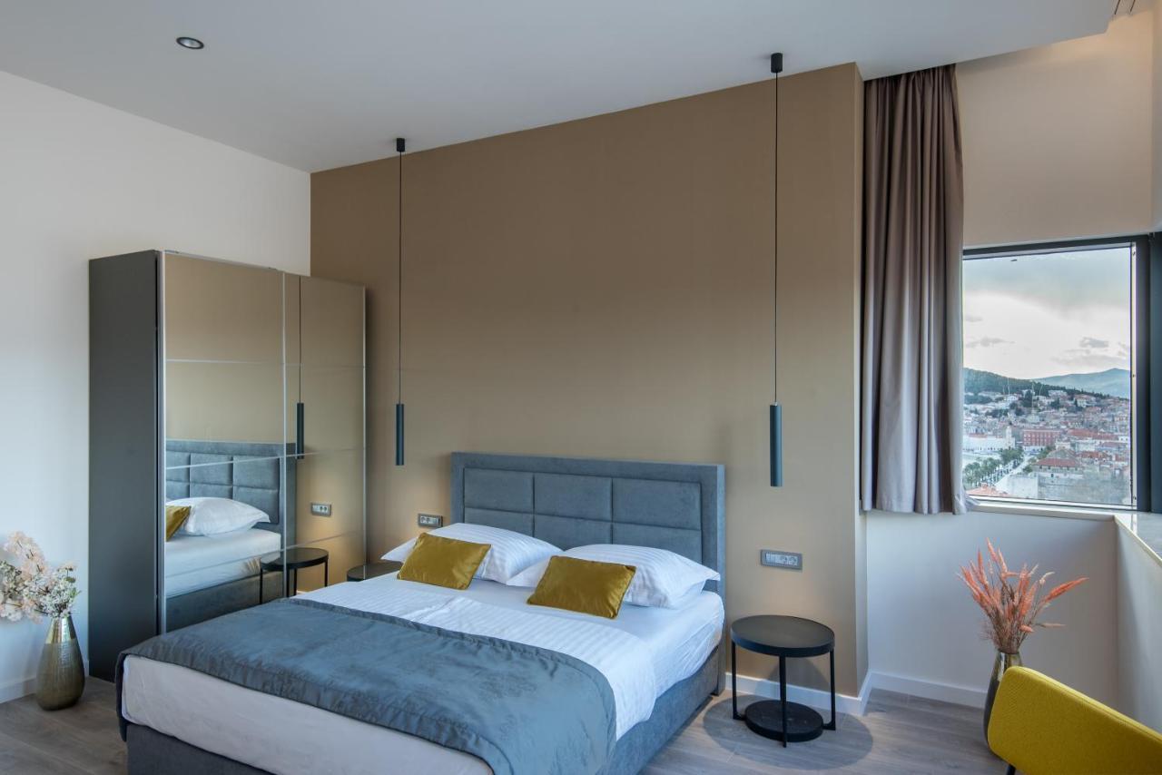 Seascape Luxury Rooms สปลิท ภายนอก รูปภาพ
