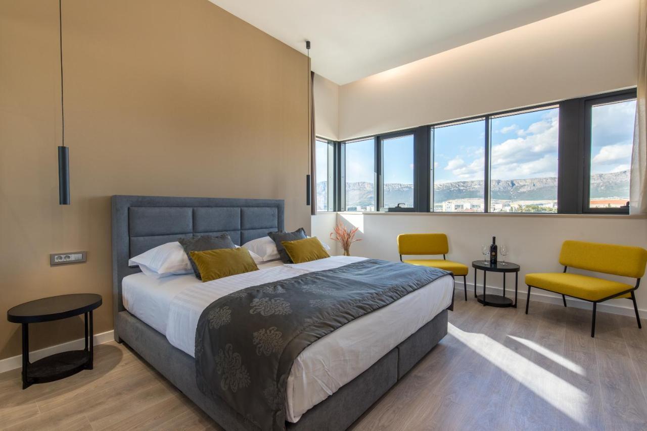Seascape Luxury Rooms สปลิท ภายนอก รูปภาพ