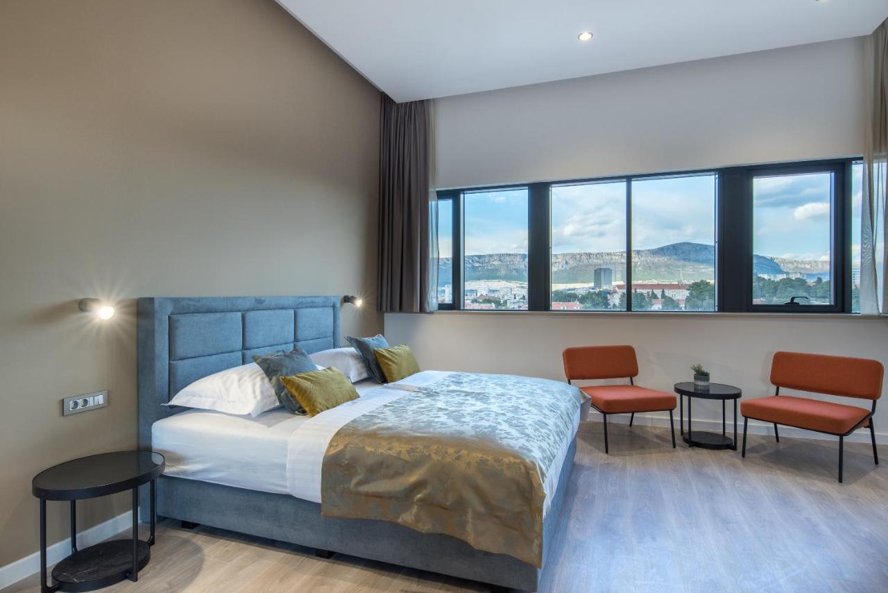 Seascape Luxury Rooms สปลิท ภายนอก รูปภาพ